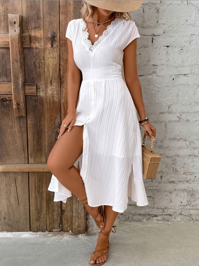 Robe élégante avec col en V et effet dentelle texturée