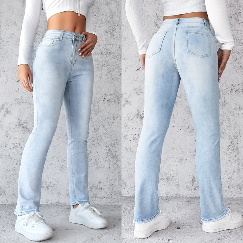 Jean femme coupe droite ajustée – Bleu clair, simple et tendance