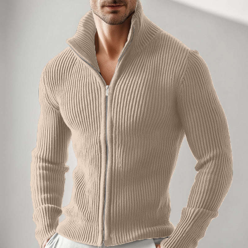 Gilet cardigan homme en maille, col roulé, zippé.
