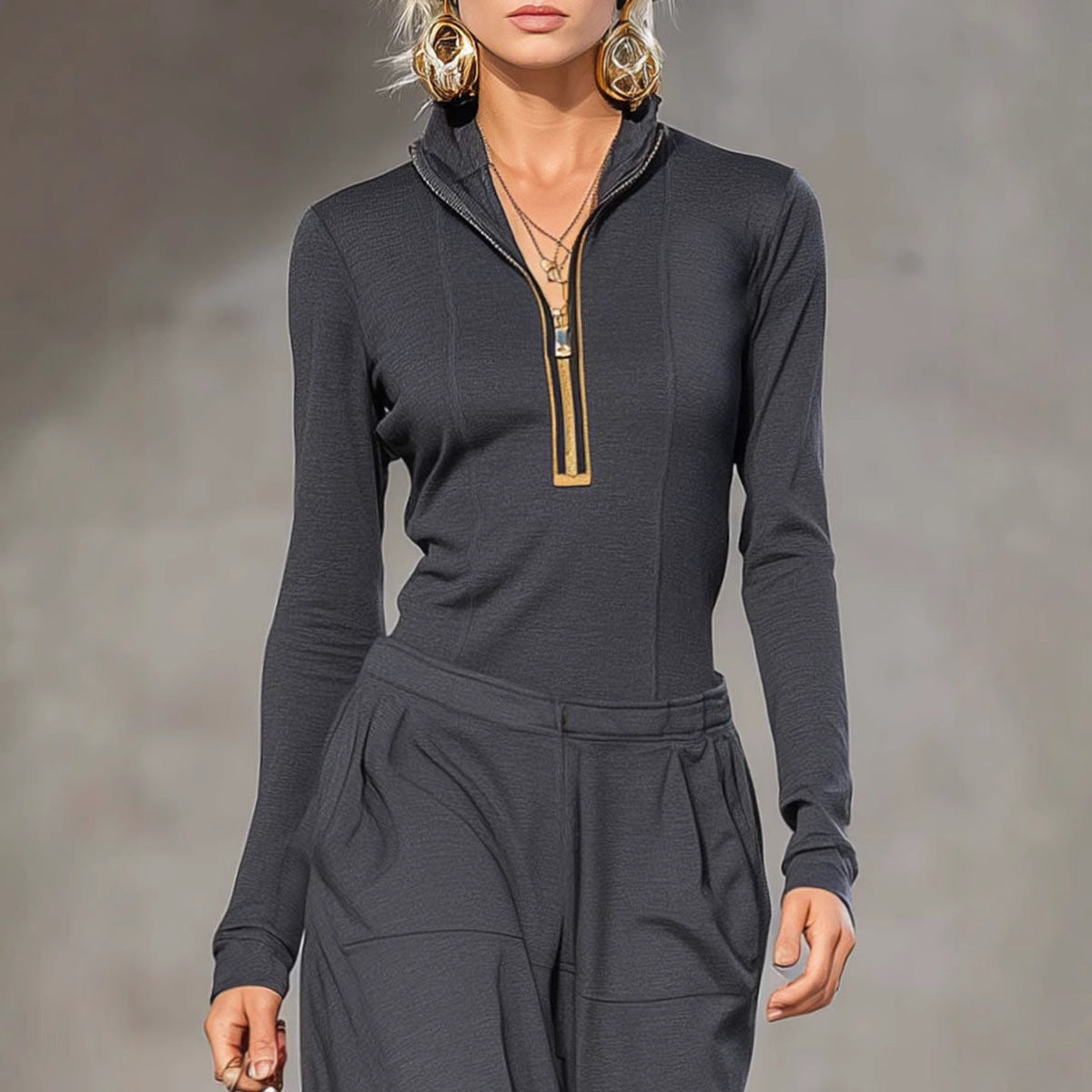 Ensemble moderne avec top assorti et pantalon ample à poches