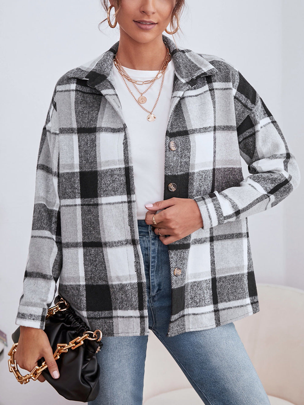 Cardigan à Revers, Boutonnage Simple, en Laine à Carreaux – Élégance et Style Tendance