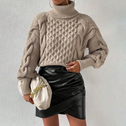 Pull torsadé uni au look confortable et chic