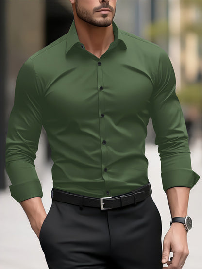 Chemise décontractée à manches longues pour homme avec motif dégradé.