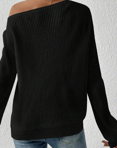 Pull Asymétrique Côtelé à Épaule Dénudée – Élégance Moderne