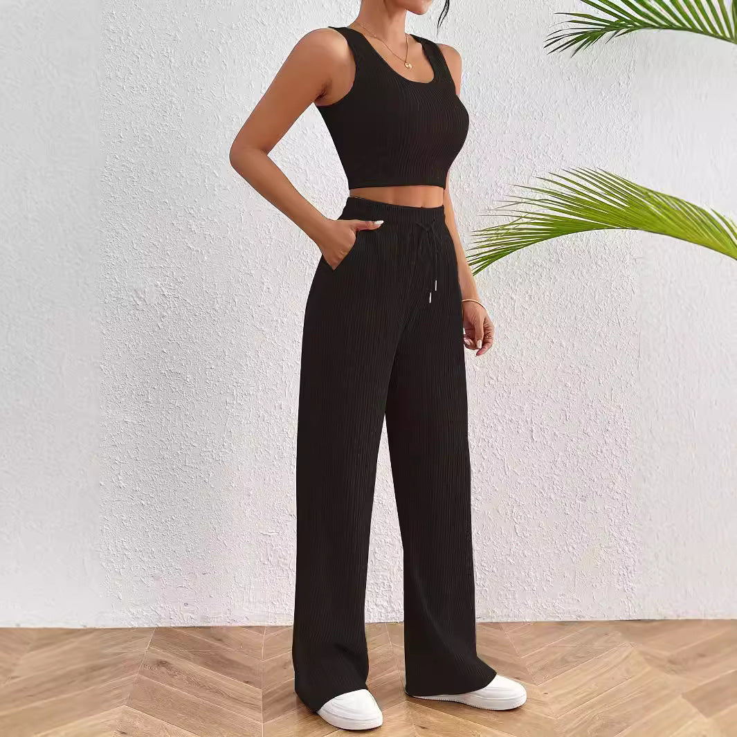 Ensemble de sport pour femmes : débardeur décontracté et pantalon ample, tendance et confortable