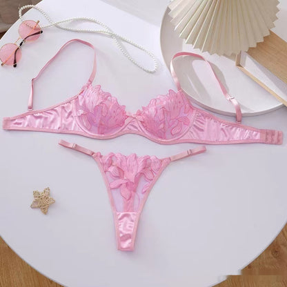 Ensemble de lingerie en dentelle brodée pour femme