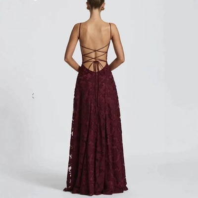 Robe sexy et raffinée – Coupe ajustée, dos nu et détail lacé