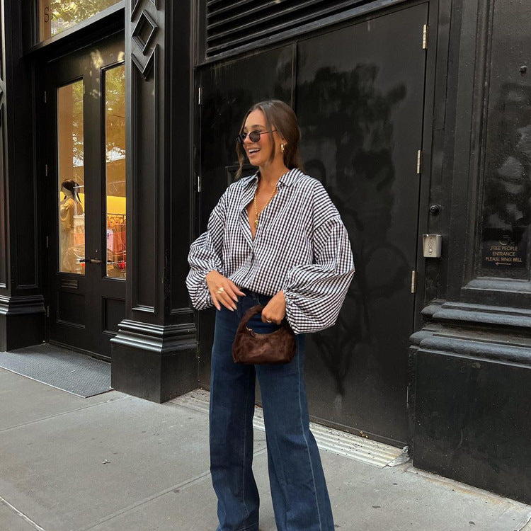 Chemise élégante à carreaux pour femme – manches longues, style polyvalent et chic citadin
